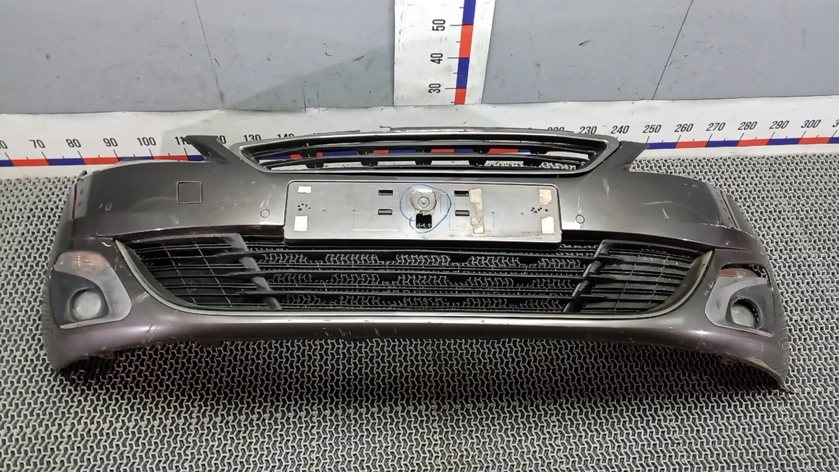 Бампер передний к Peugeot 308 2014