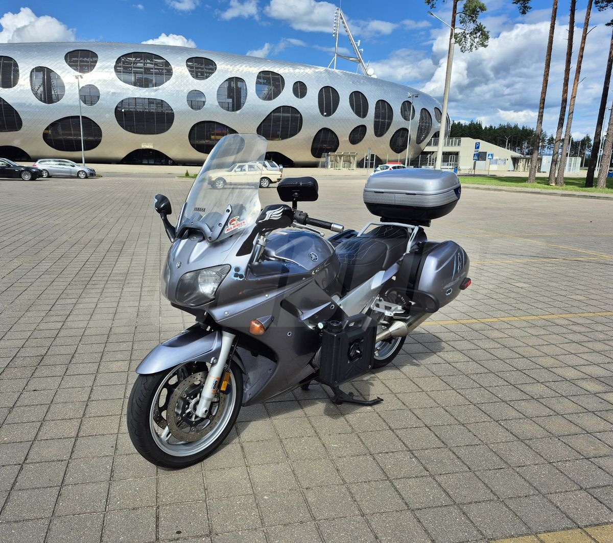 Yamaha FJR1300, 2003
