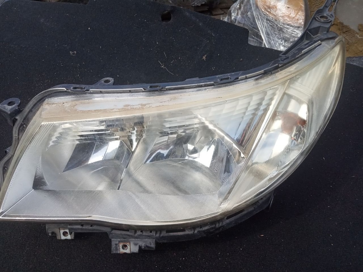 Фара левая к Subaru Forester 2010