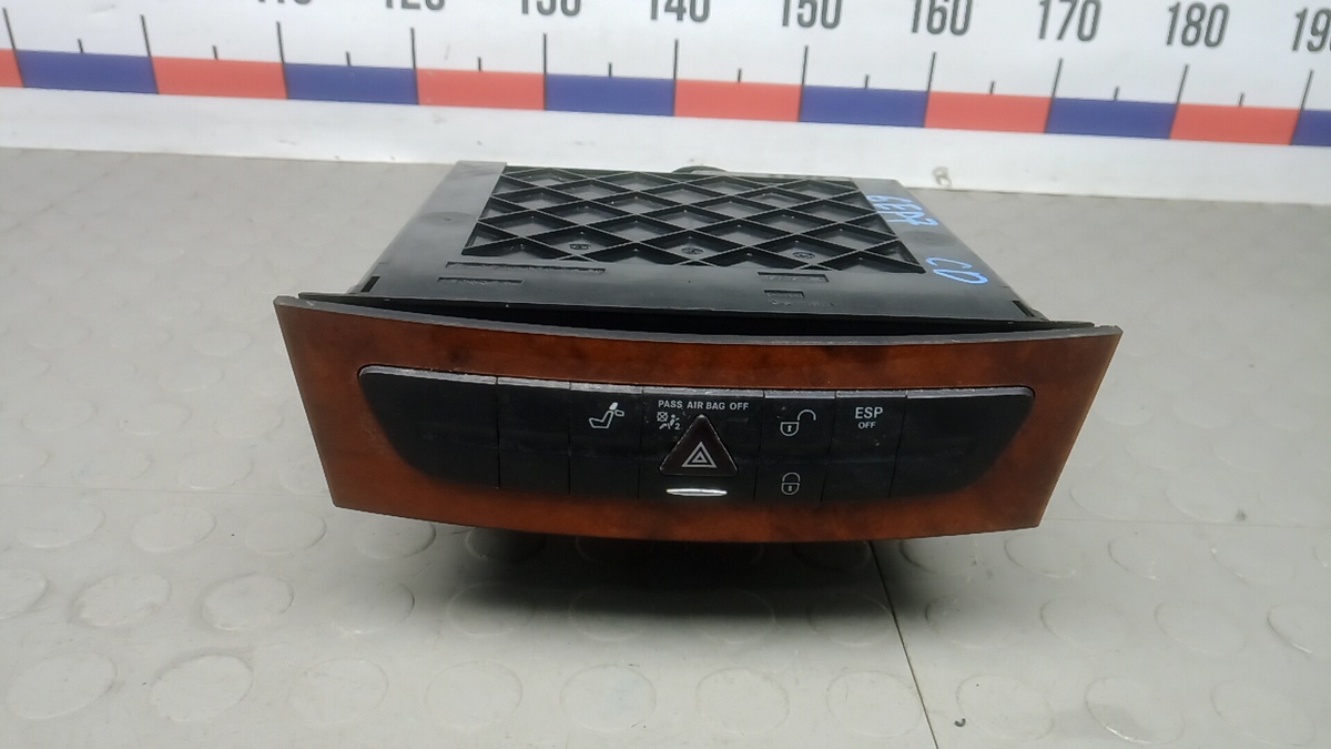 CD-чейнджер к Mercedes-Benz E-klasse 2006