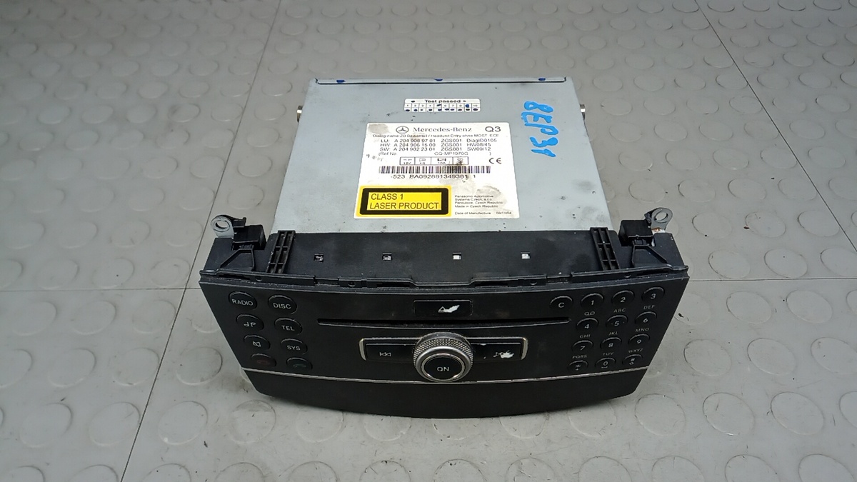 Магнитола к Mercedes-Benz C-klasse 2009