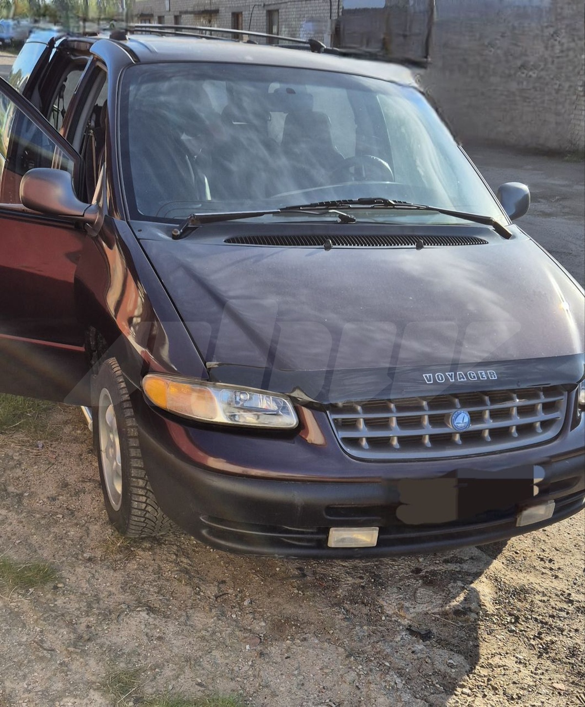Plymouth Voyager III, 1996