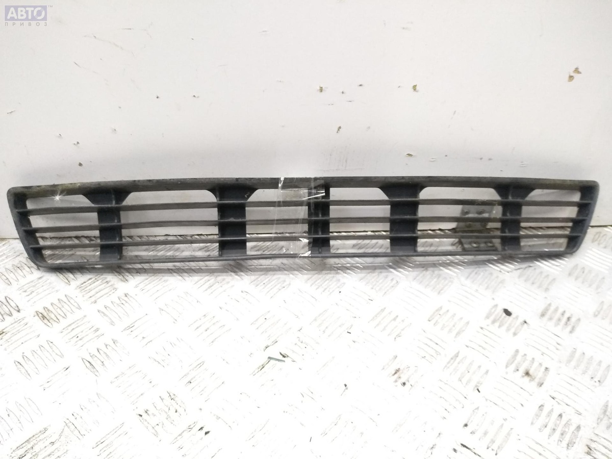Решетка бампера к Audi A4 1998