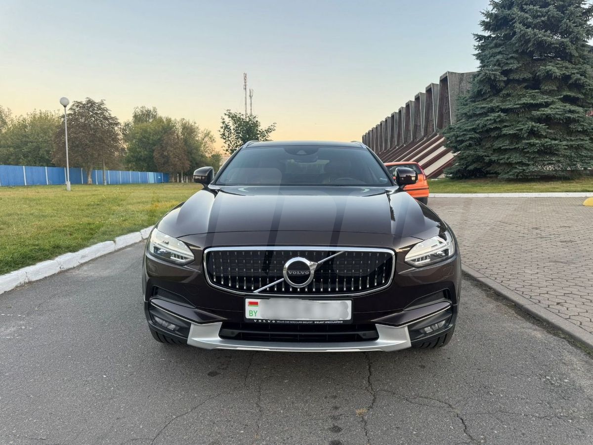 Volvo V90 Cross Country I, 2019