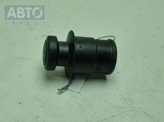 Прикуриватель к Volkswagen Passat 2006