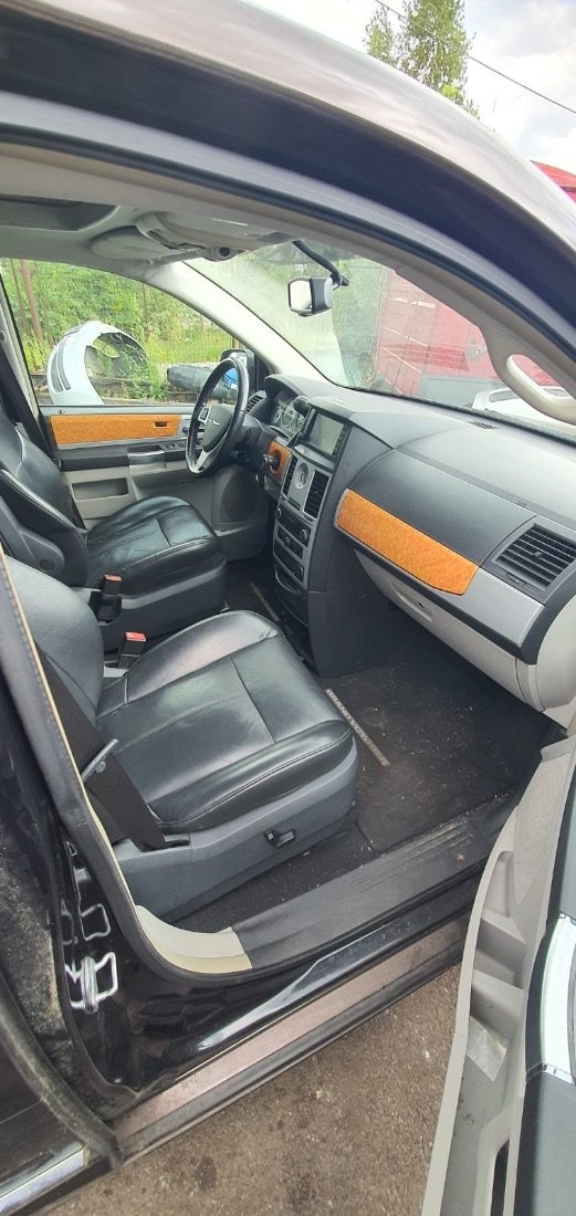 Двигатель к Dodge Caravan 2010
