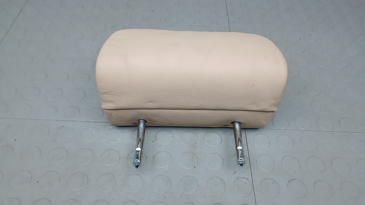 Подголовники к BMW 5 2001