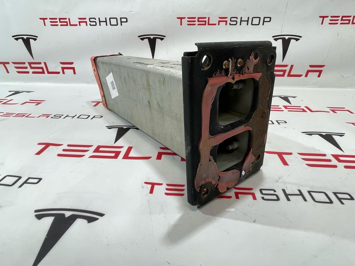 Лонжерон правый к Tesla Model X 2019