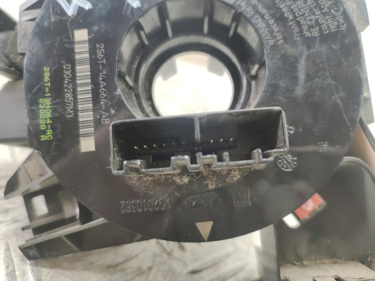 Переключатель поворотов к Ford Fusion 2004