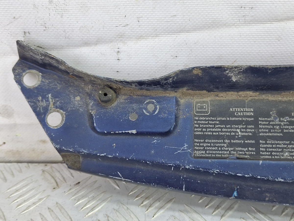 Рамка капота к Renault Megane 1996