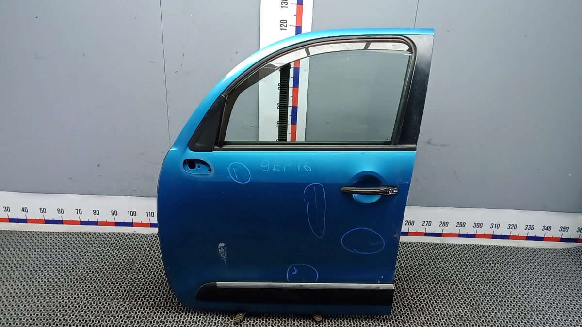 Стекло двери передней левой к Citroen C3 Picasso 2013
