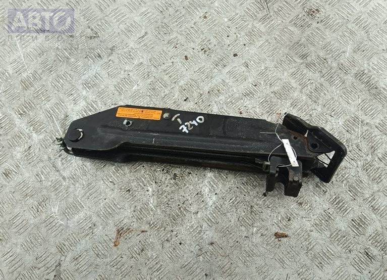 Домкрат к Volkswagen Touareg 2004