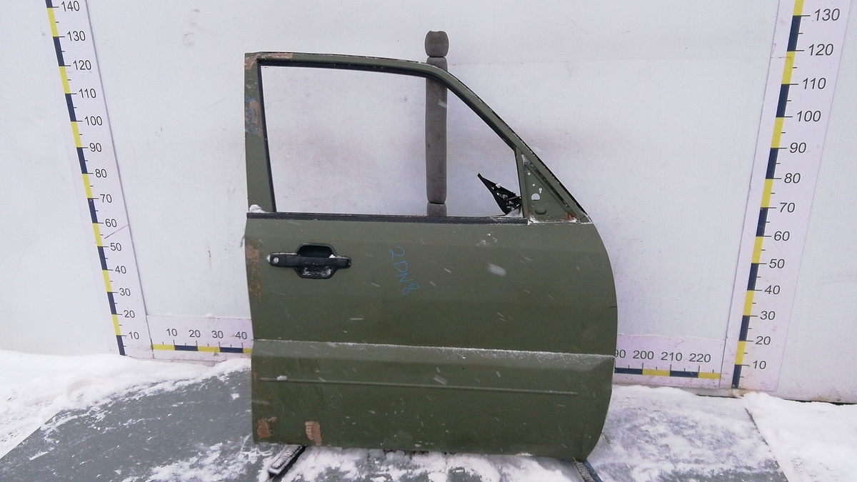 Ручка внутренняя передняя правая к Mitsubishi Pajero 2009