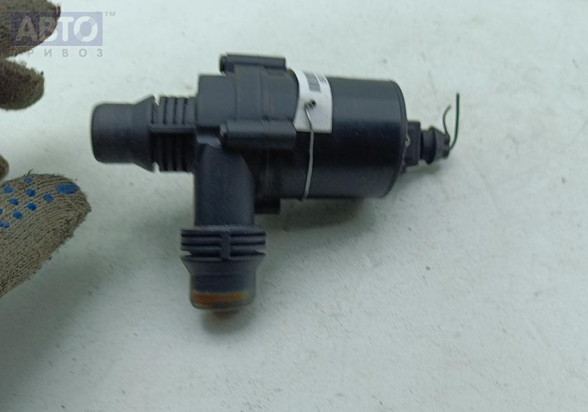 Помпа к BMW 5 series 2000