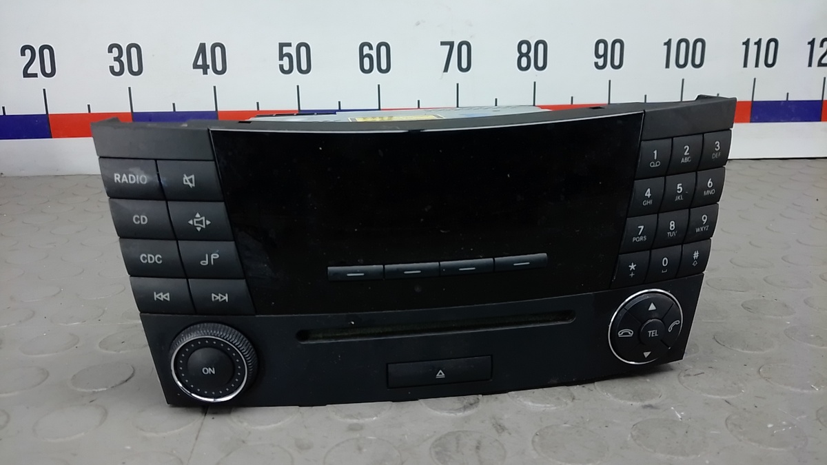 Магнитола к Mercedes-Benz E-klasse 2006