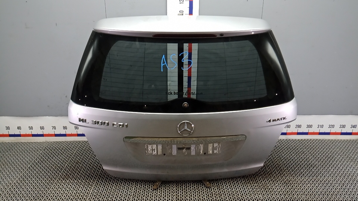 Замок двери к Mercedes-Benz M-klasse 2010