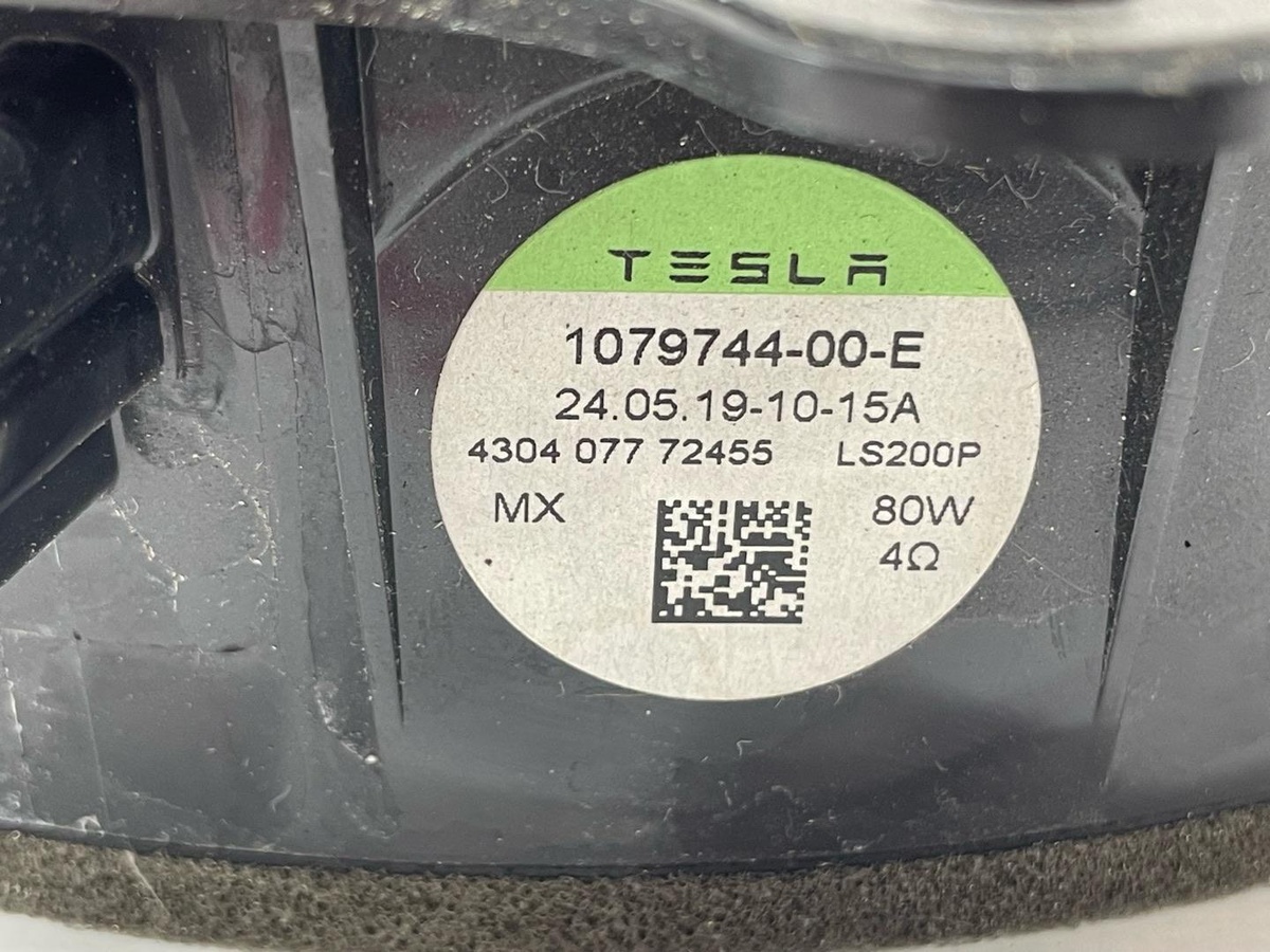 Динамик к Tesla Model 3 2019