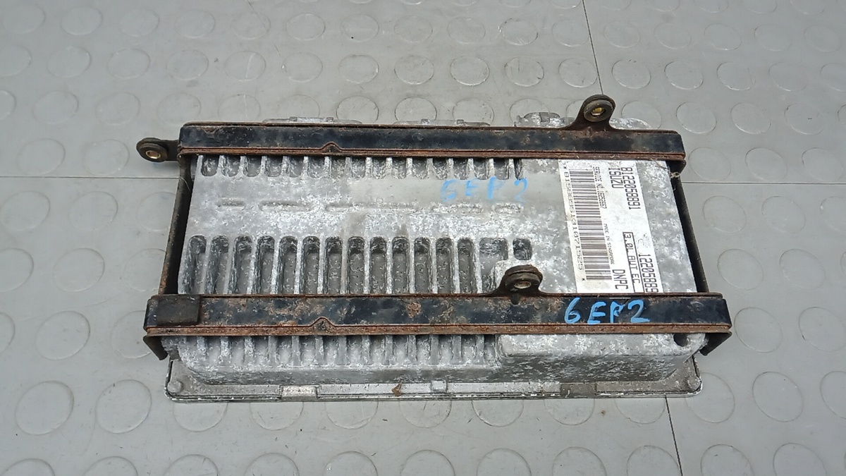 Блок управления двигателем к Isuzu Trooper 2004