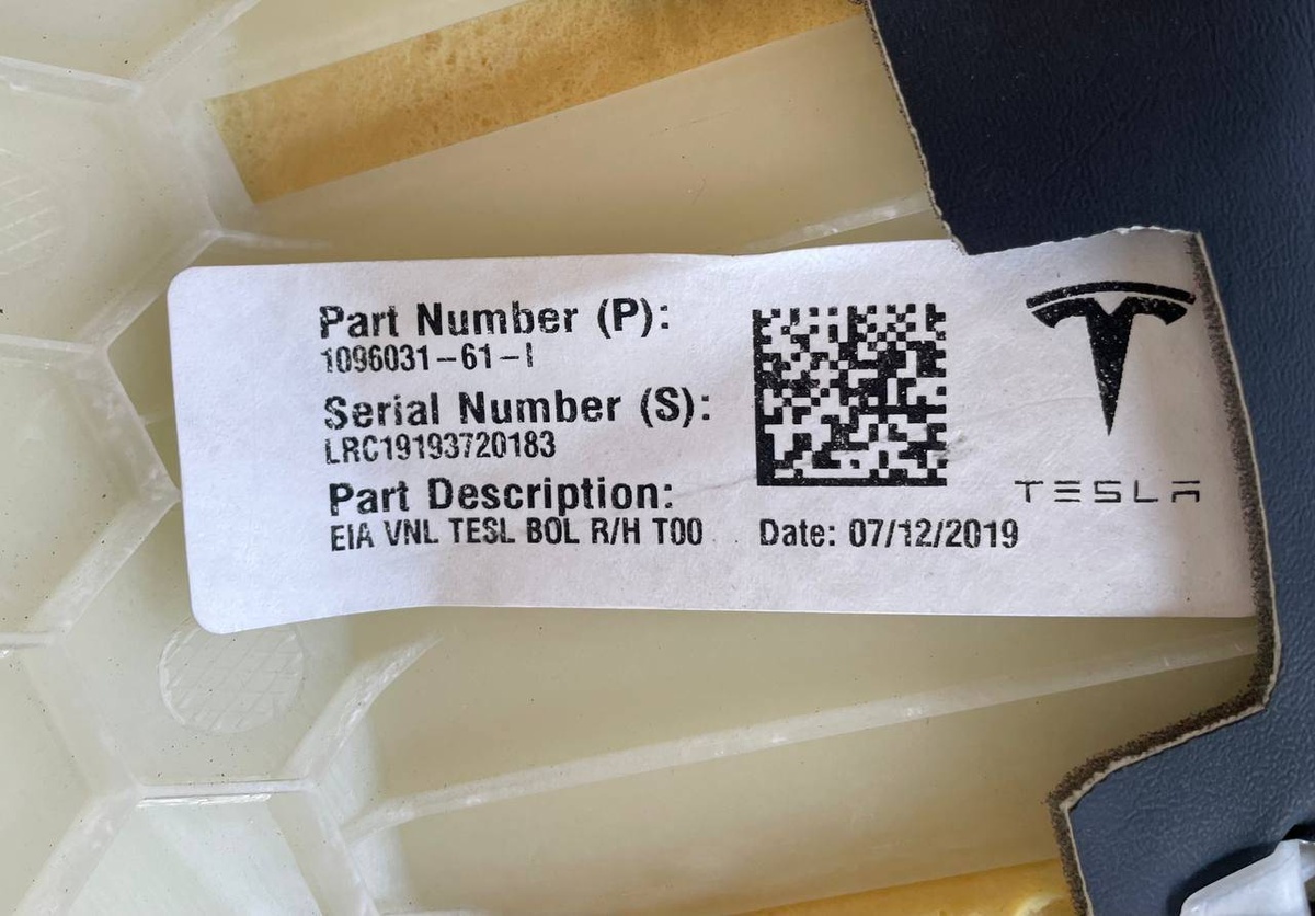 Сиденье заднее к Tesla Model 3 2019