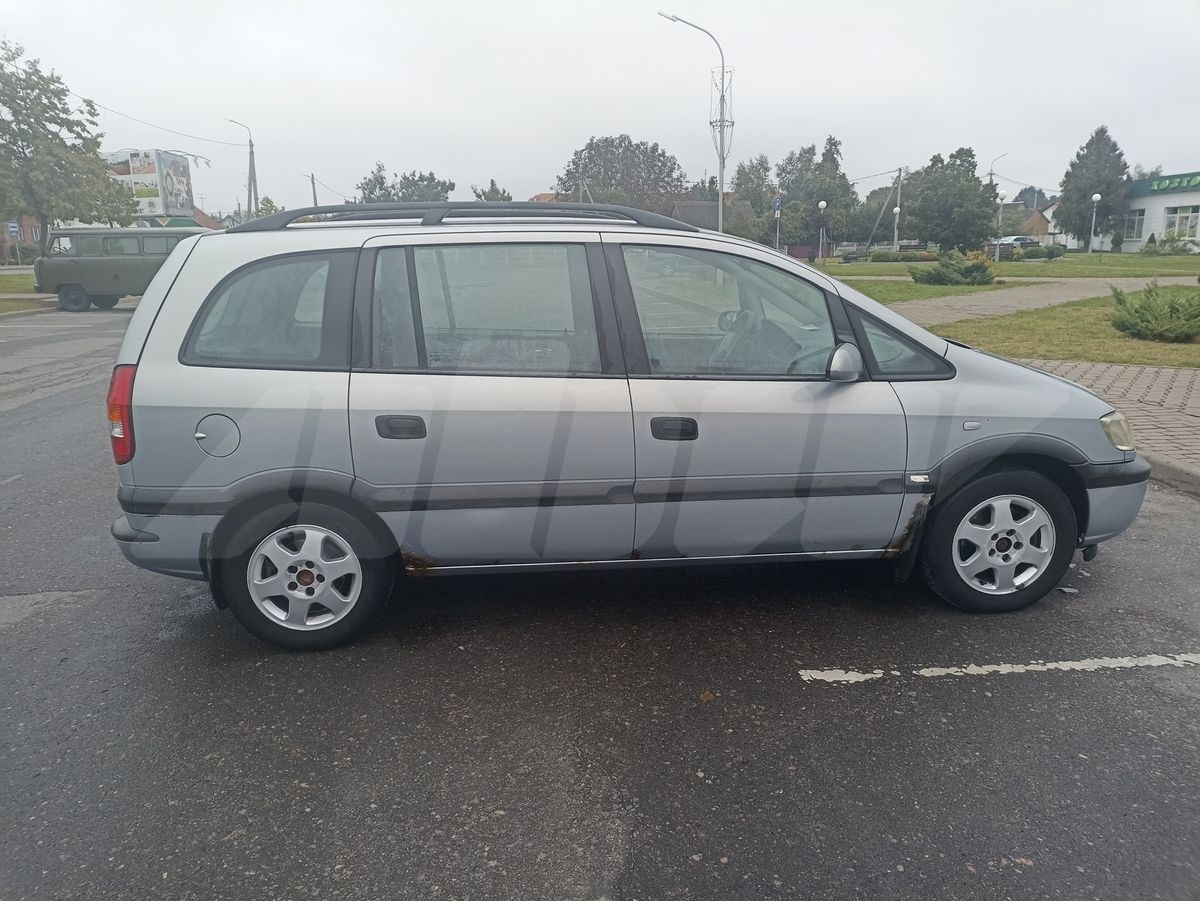 Opel Zafira A, 1999