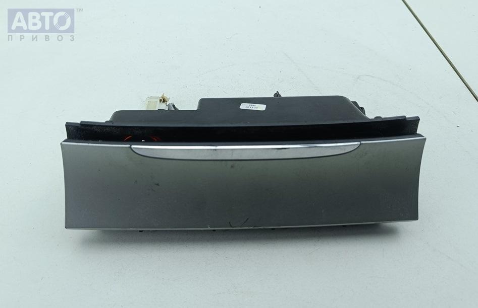 Пепельница к Volkswagen Passat 2007