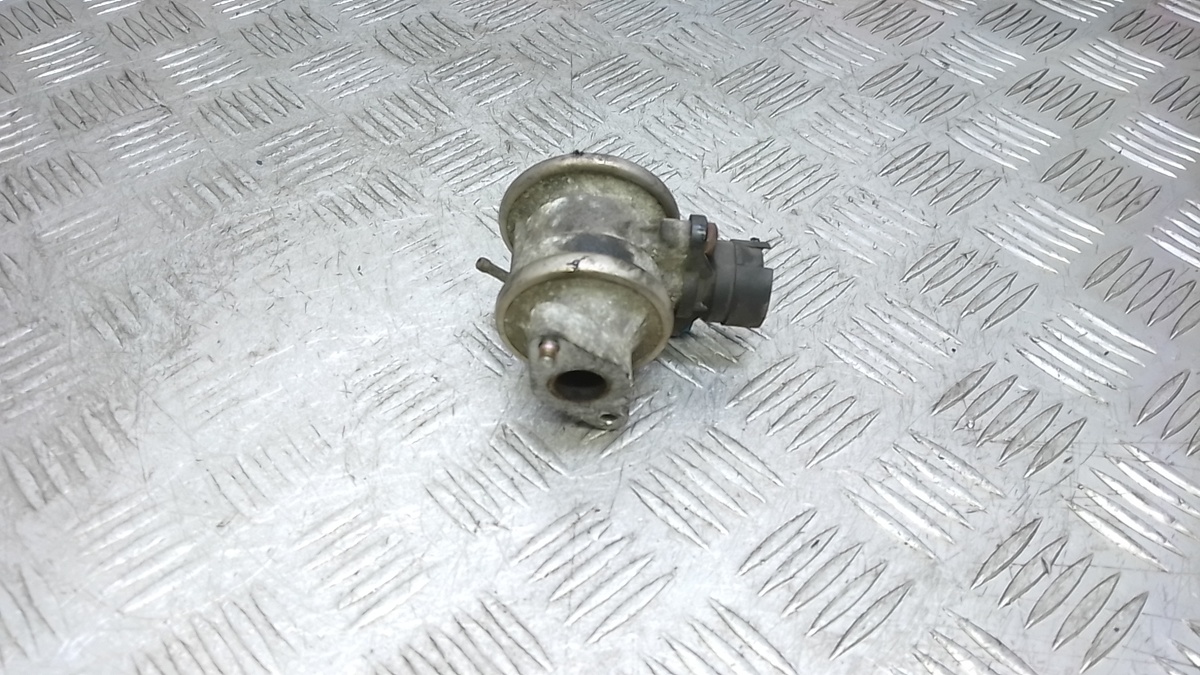 Клапан EGR к BMW X5 2001
