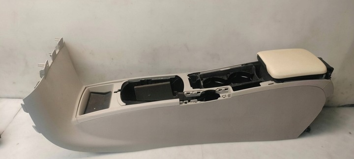 Подлокотник к Volvo C70 2005