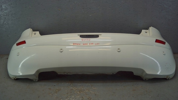 Бампер задний к Nissan Note 2009