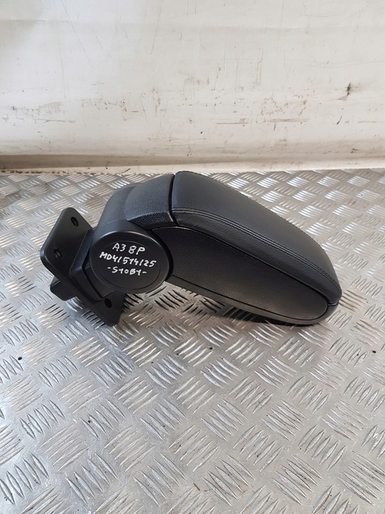 Подлокотник к Audi A3 2003