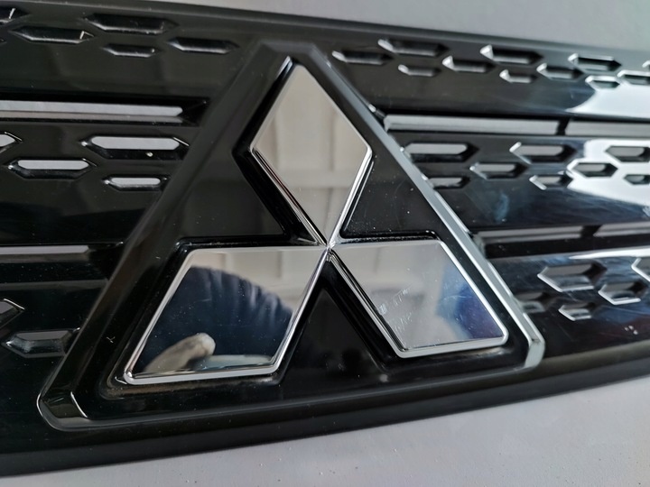 Решетка радиатора к Mitsubishi Eclipse Cross 2020
