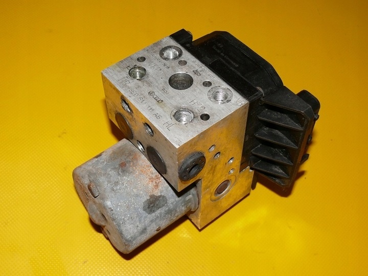 Блок ABS к Audi A8 1999