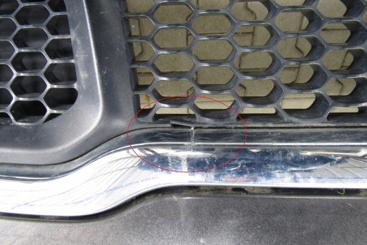 Бампер передний к Jeep Cherokee 2013