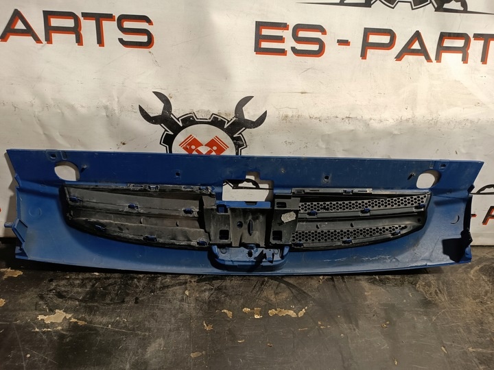 Решетка радиатора к Citroen Berlingo 2002