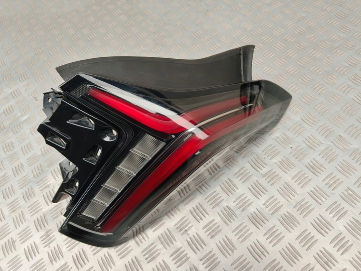 Фонарь задний правый к Cadillac CT5 2019