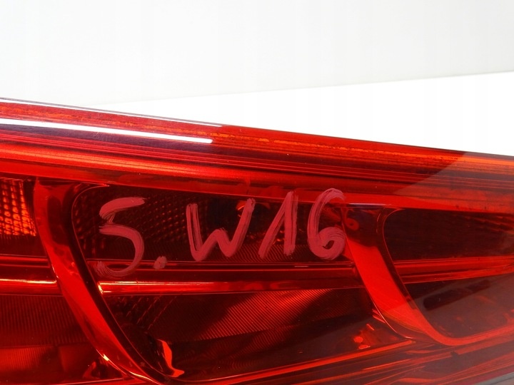 Фонарь задний левый к Audi Q3 2015