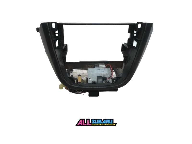Пластик к Subaru Impreza 2000