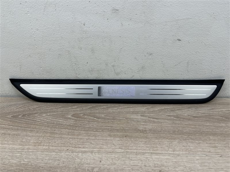 Накладка на порог к Genesis G90 2016