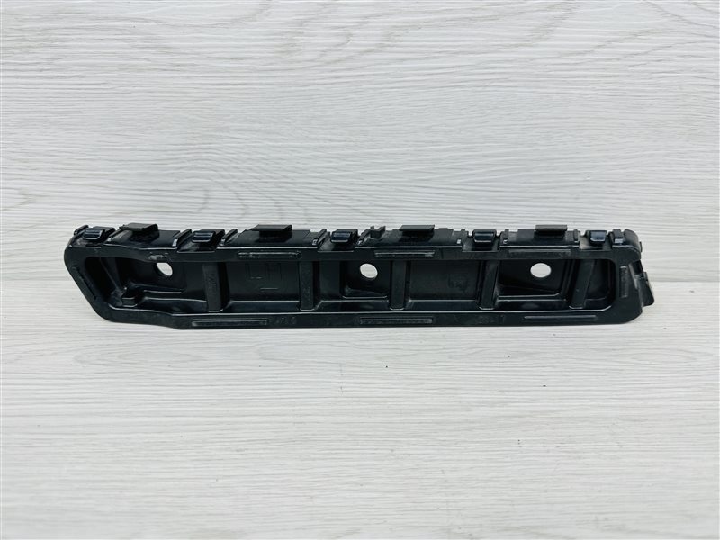 Кронштейн крепления бампера к Geely Coolray 2019