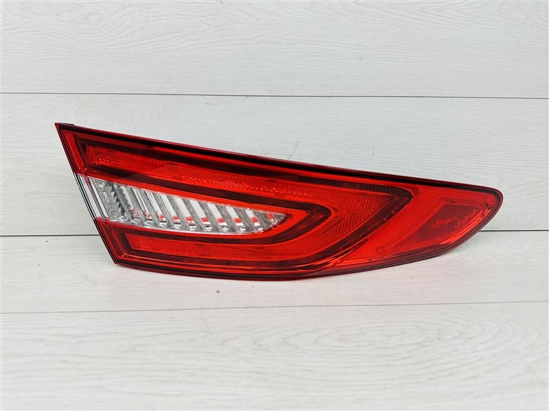 Фонарь задний левый к Jaguar XF 2011