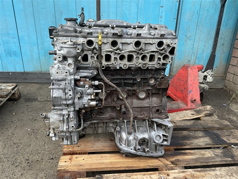 Двигатель к Isuzu Forward 2015
