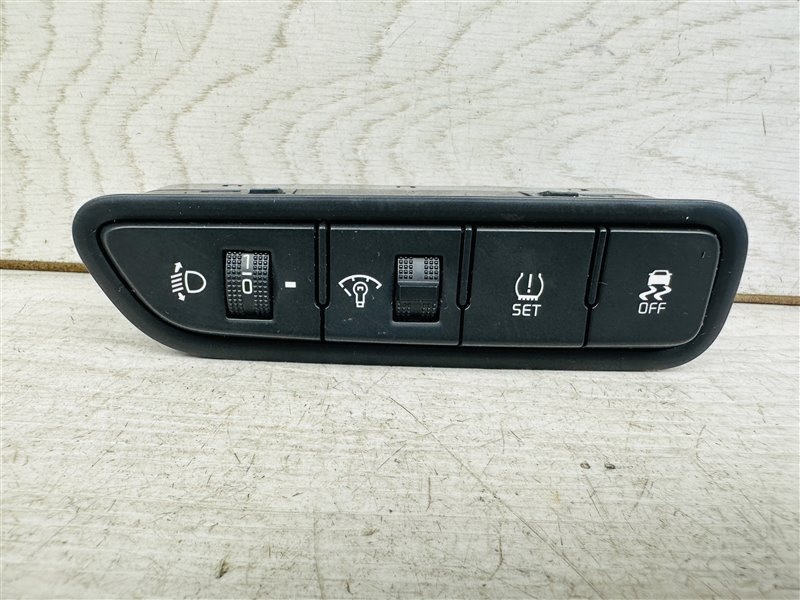 Блок кнопок к Kia Rio 2020