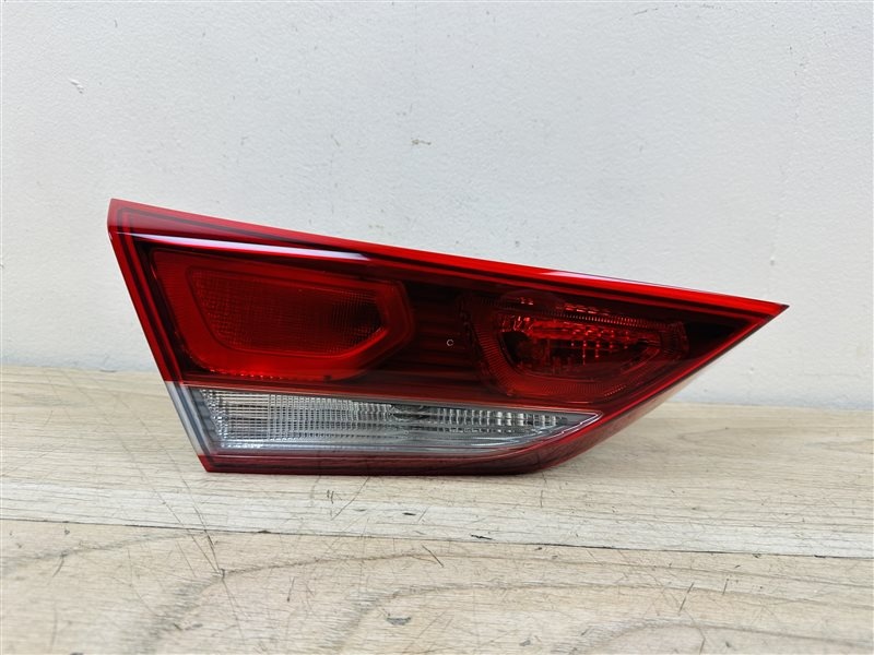 Фонарь задний левый к Hyundai Elantra 2015