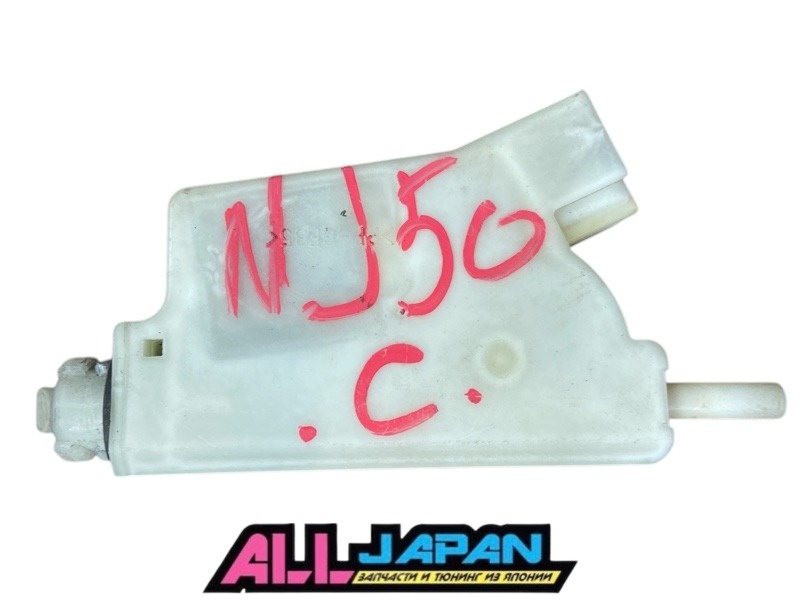 Замок двери к Nissan Skyline 2009