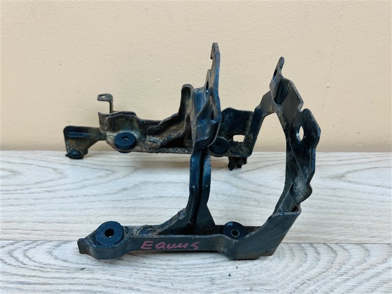 Крепления/Кронштейны к Hyundai Equus 2009