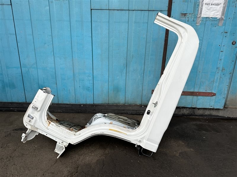 Боковина кузова левая к Isuzu Forward 2015