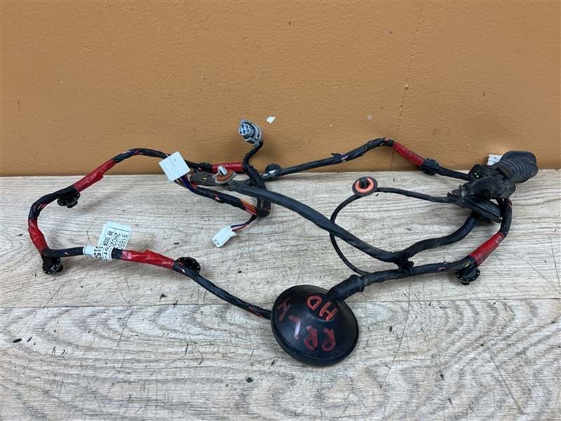 Проводка двери к Hyundai Elantra 2006