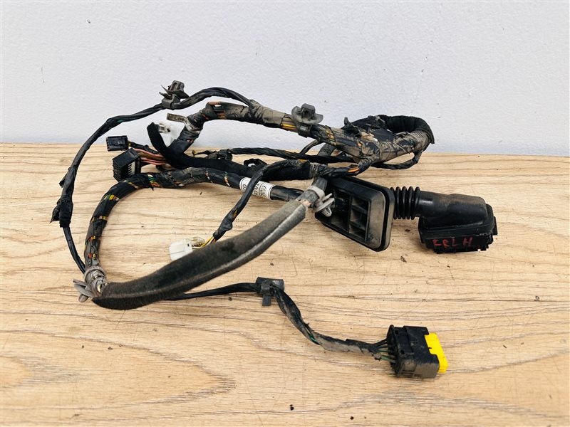 Проводка двери к Kia Cerato 2008