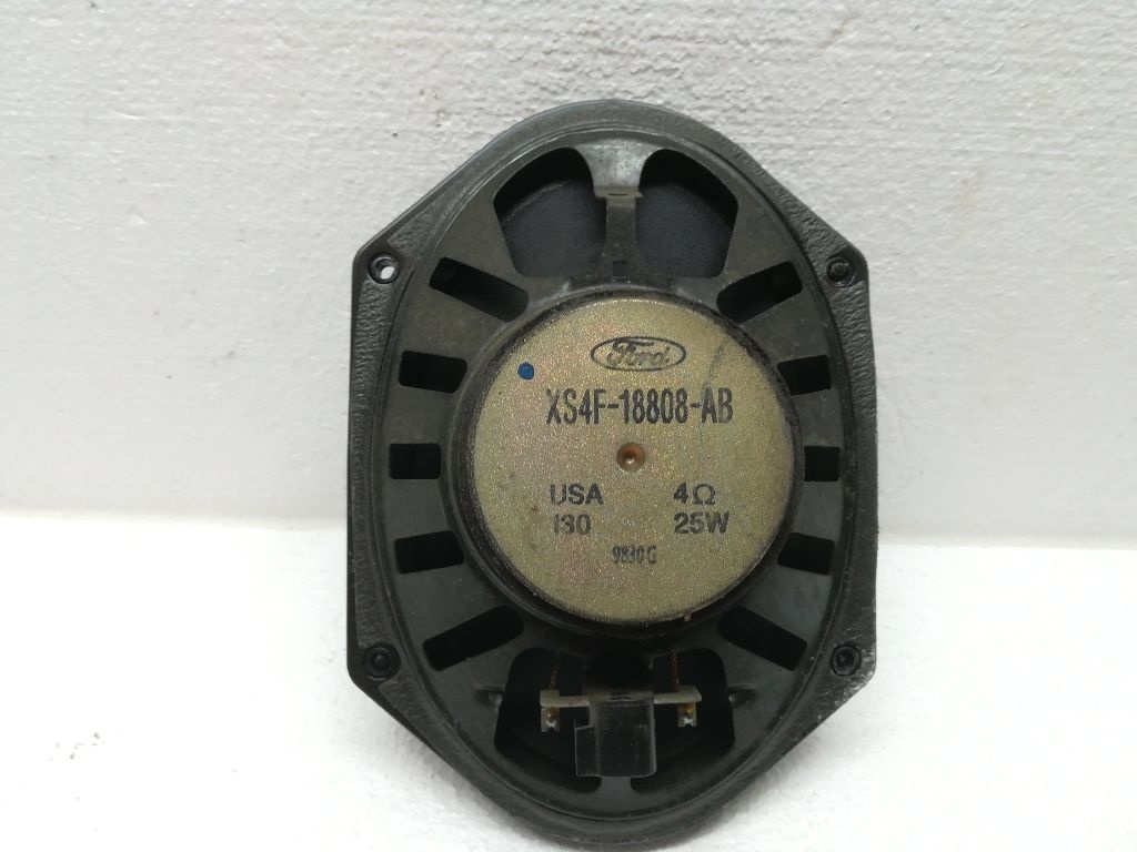 Динамик к Ford Focus 2001