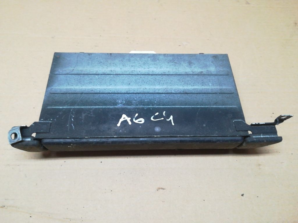 Пепельница к Audi A6 1996