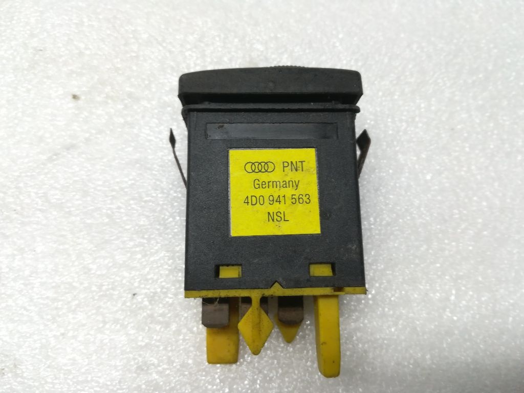 Кнопка противотуманных фар к Audi A4 1999